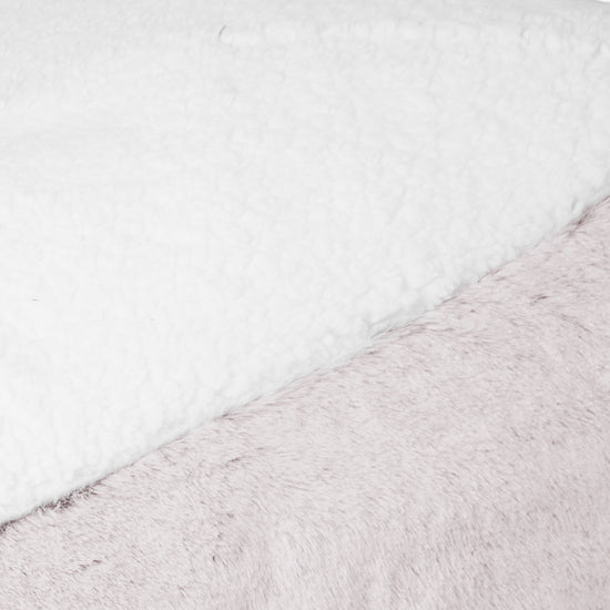 Cama Encorvada para Perros XL - Piel de Conejo Sintética Rosa Empolvado 03