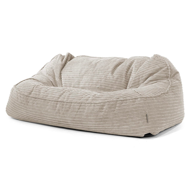 Sofá Puff Grande Encorvado - Pana Clásica Visón 01