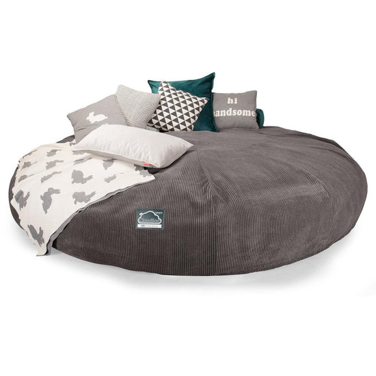 Lounge Pug, CloudSac 5000 XXXXXL, Sofá Puf Viscoelástico Titánico, Pana efecto Waffle Carbón Gris