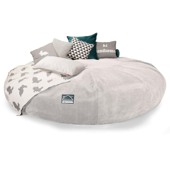 Lounge Pug, CloudSac 5000 XXXXXL, Sofá Puf Viscoelástico Titánico, Pana efecto Waffle Crema