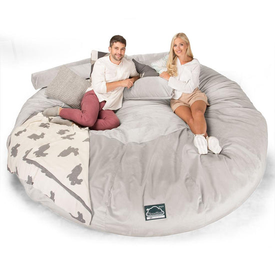 Lounge Pug, CloudSac 5000 XXXXXL, Sofá Puf Viscoelástico Titánico, Terciopelo Plata