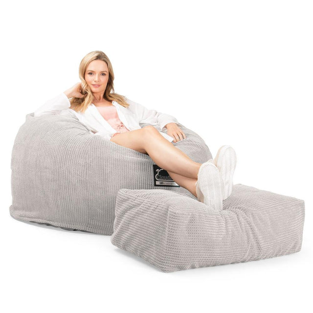 Lounge Pug, CloudSac 510 XL, Puf Viscoelástico Extra Grande, Pompón Crema