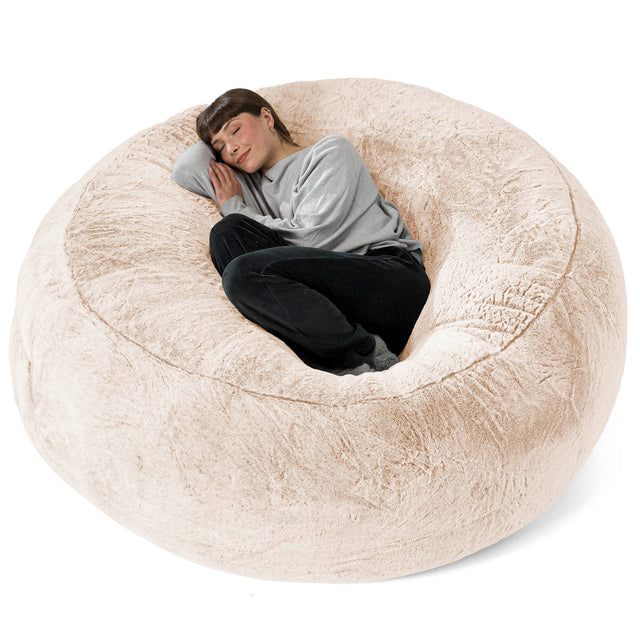 Puff Gigante 'Mega-Mamut' - Piel de Conejo Sintética Blanco 01