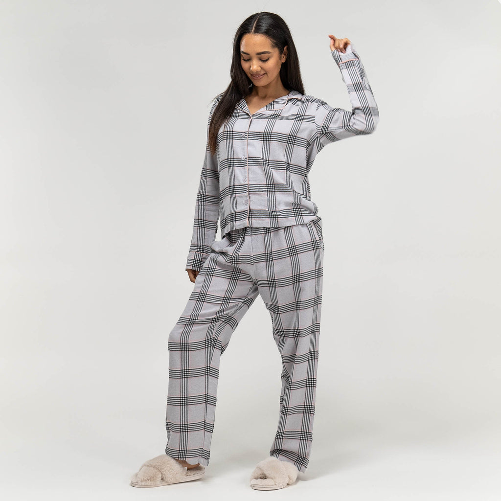 Pijama de mujer de Cuadros gris 03