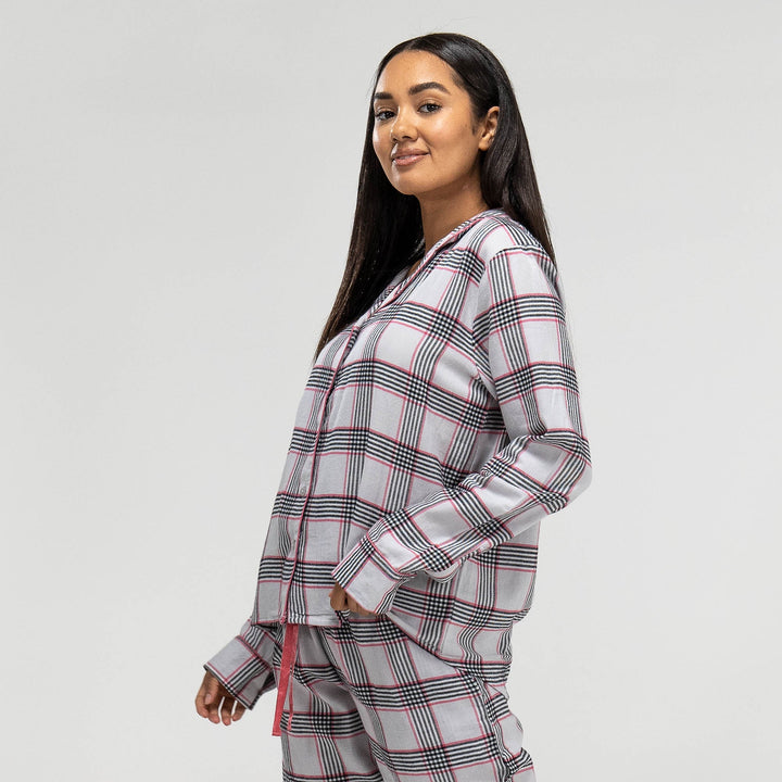Pijama de mujer de Cuadros rosas 03