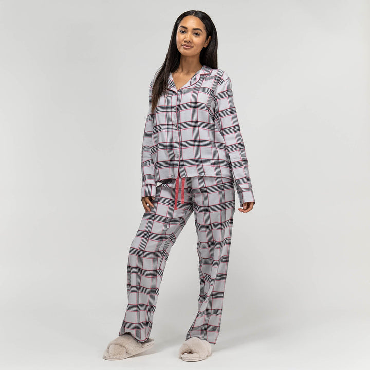 Pijama de mujer de Cuadros rosas 05