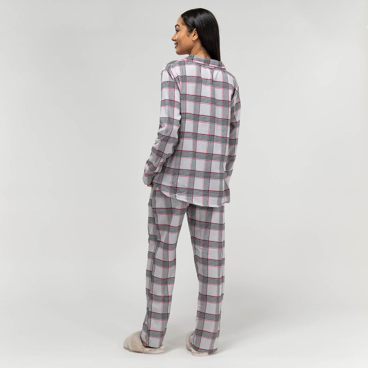 Pijama de mujer de Cuadros rosas 06
