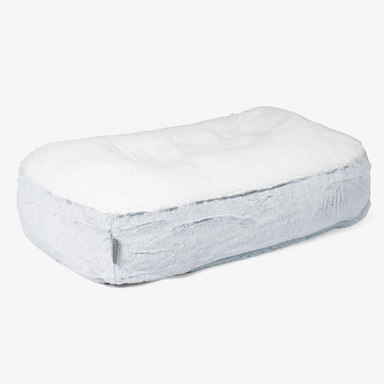 Cama Encorvada para Perros Mediana - Piel de Conejo Sintética Azul Empolvado 01