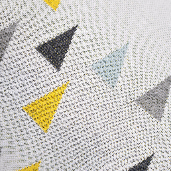 Reposapiés - Punto Triángulo Geométrico Fabric Close-up Image