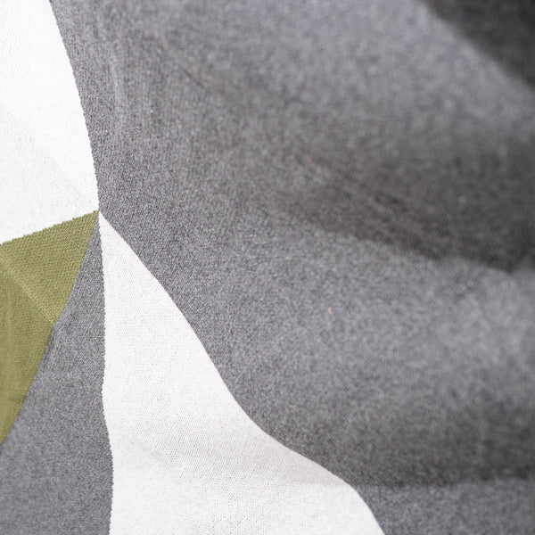 Manta de Sofá - Punto Bloque de Color Abstracto Gris Fabric Close-up Image