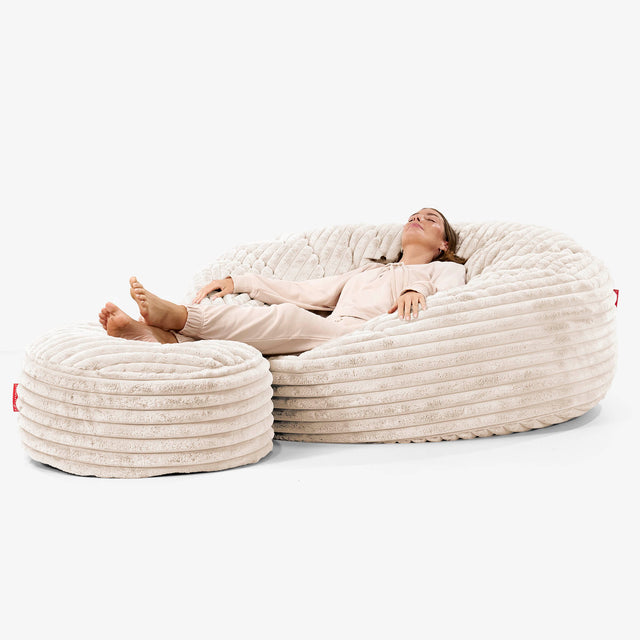 Puff Gigante 'Mega-Mamut' - Pana de Felpa Ultra Crema