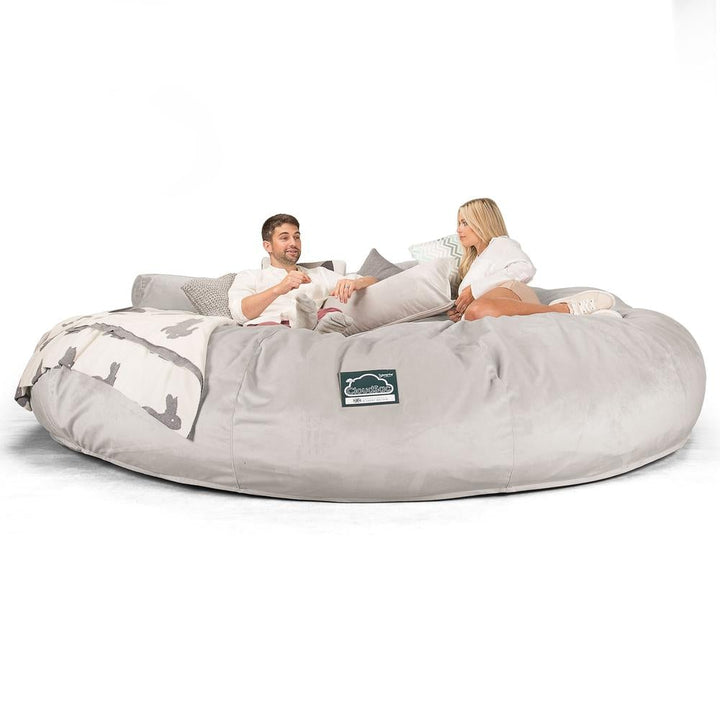 Lounge Pug, CloudSac 5000 XXXXXL, Sofá Puf Viscoelástico Titánico, Terciopelo Plata