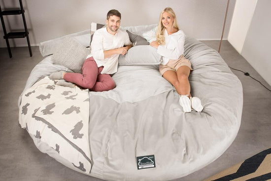 Lounge Pug, CloudSac 5000 XXXXXL, Sofá Puf Viscoelástico Titánico, Terciopelo Plata