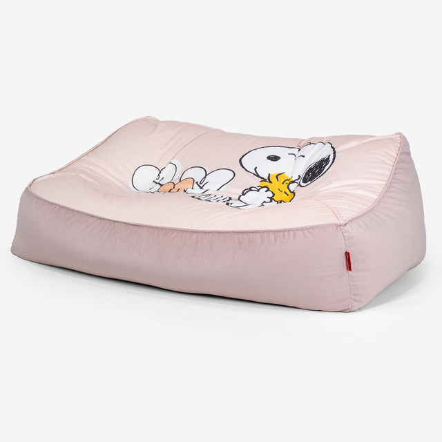Charlie Brown y Snoopy Puf Sillón Encorvado - Besos 02