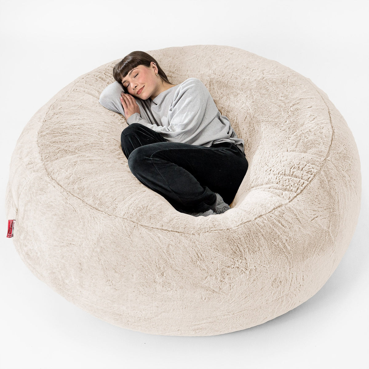 Lounge Pug - Puff Gigante Mega-Mamut - Piel de Conejo Sintética Blanco– Big  Bertha Original ES