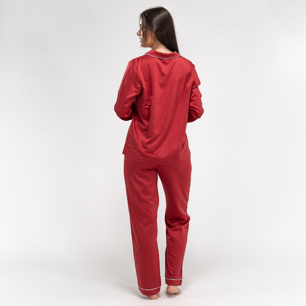 Pijama de Satén Rojo para mujer 05